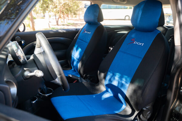 KAVER FRONT CAR SEAT COVER AERO BLUE / BLACK (4 PIECES)